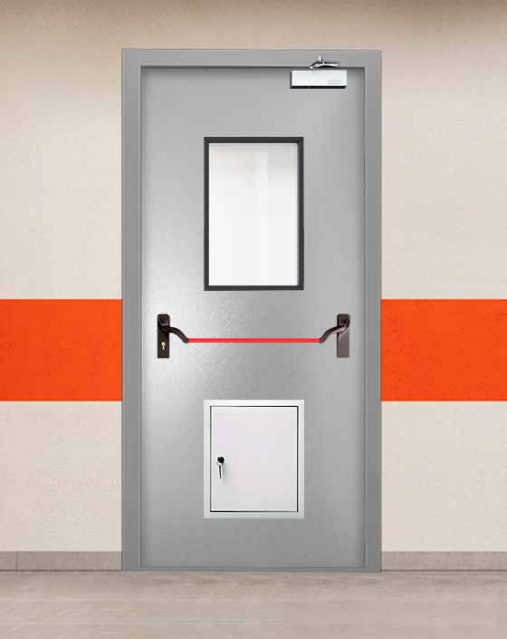 Противопожарная однопольная серая дверь порошковым напылением EIS 45 с ручкой антипаника, прямоугольным окном, стыковочным узлом