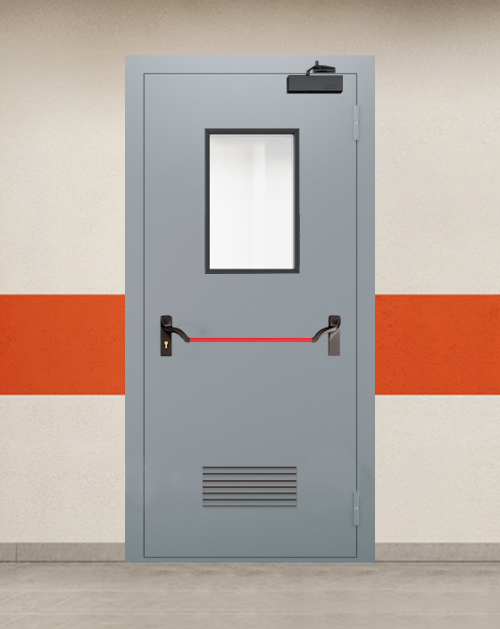 Противопожарная однопольная серая дверь EI 90 с ручкой антипаника, прямоугольным окном, прямоугольной решеткой